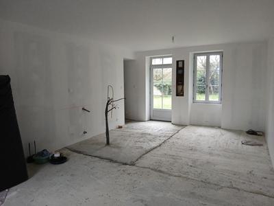 Maison en pierre - 69 m² - 3 pièces