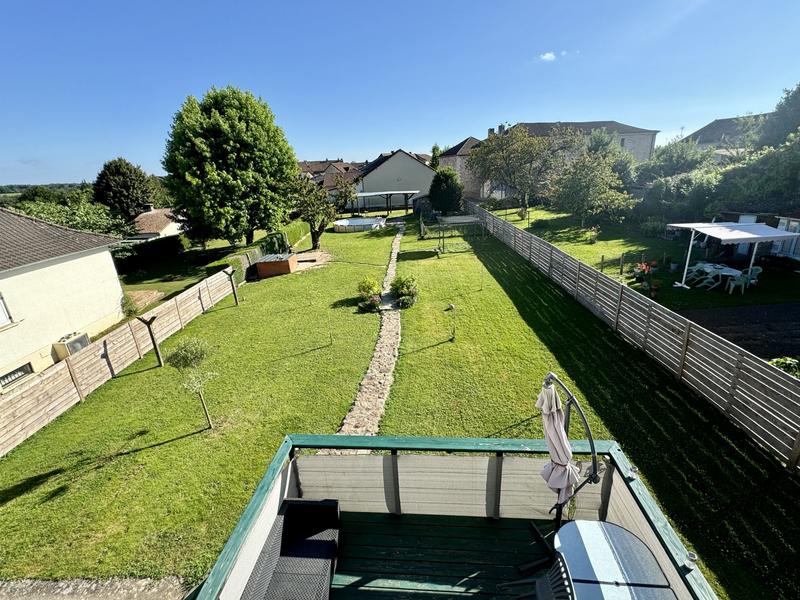 Maison - 140 m² - 5 pièces