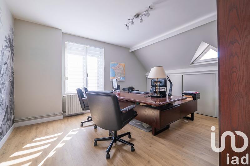 Maison - 196 m² - 6 pièces