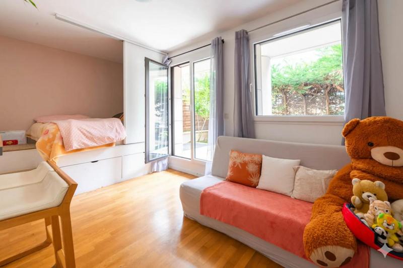 Studio - 25 m² - 1 pièce