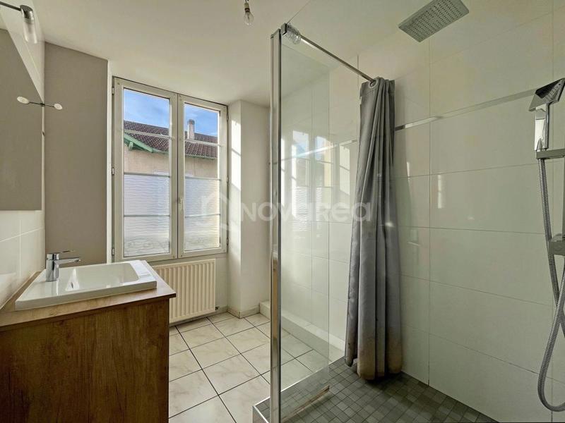 Immeuble - 288 m² - 11 pièces