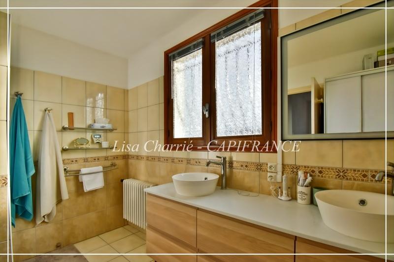 Maison - 170 m² - 6 pièces