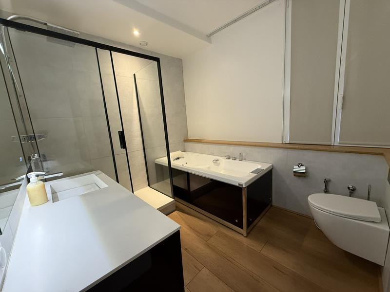 Appartement - 111 m² - 4 pièces