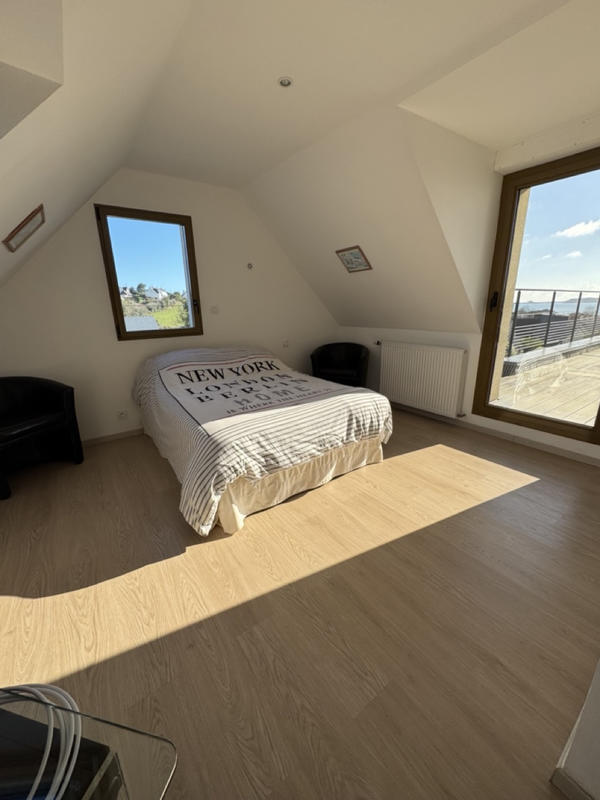 Maison - 170 m² - 5 pièces