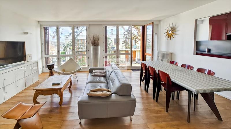 Appartement - 100 m² - 4 pièces