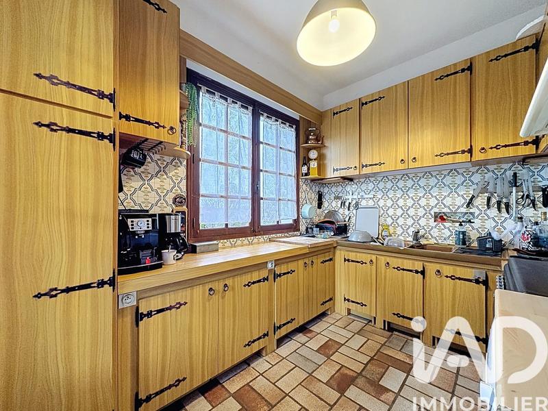 Maison - 193 m² - 8 pièces