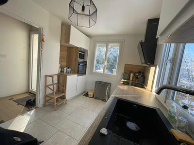 Maison - 87 m² - 5 pièces