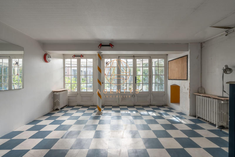 Appartement - 265 m² - 7 pièces