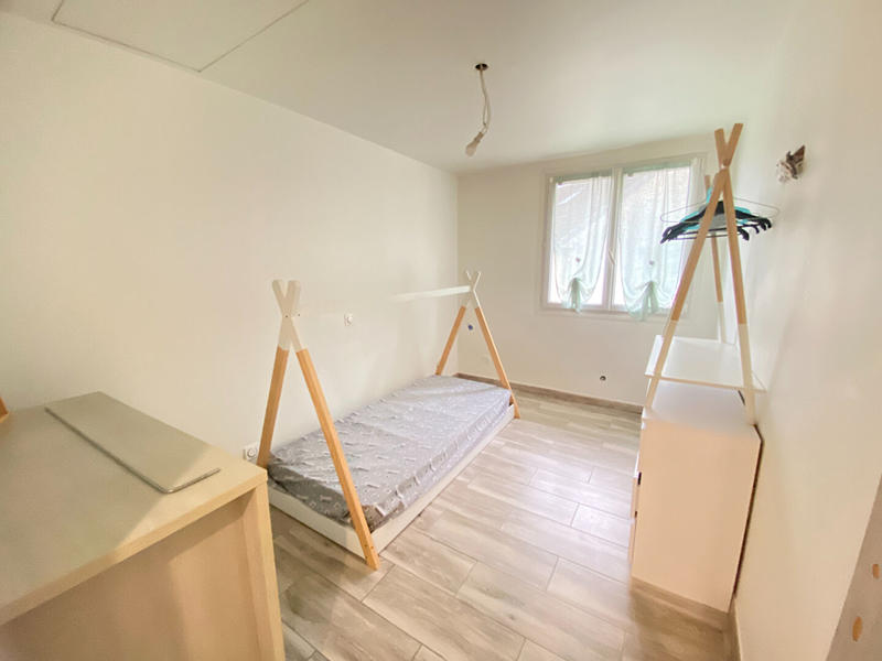 Maison - 96 m² - 5 pièces