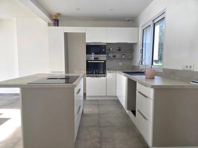 Villa - 120 m² - 5 pièces