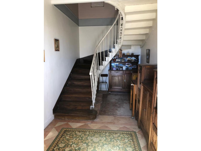 Maison - 184 m² - 6 pièces