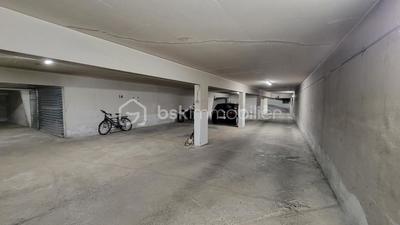 Parking - 12 m²