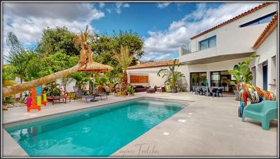 Maison d'architecte - 254 m² - 5 pièces