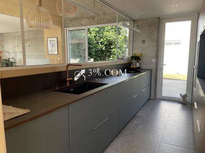 Maison d'architecte - 172 m² - 5 pièces