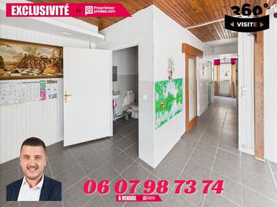 Immeuble - 166 m² - 3 pièces