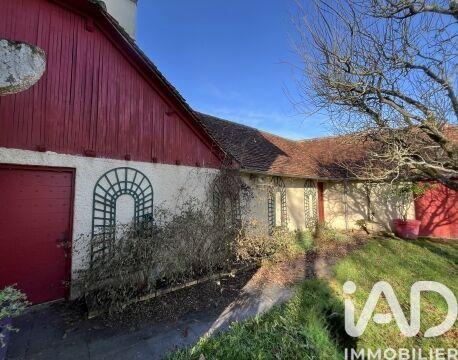 Maison - 200 m² - 7 pièces