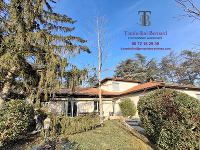 Demeure - 185 m² - 7 pièces