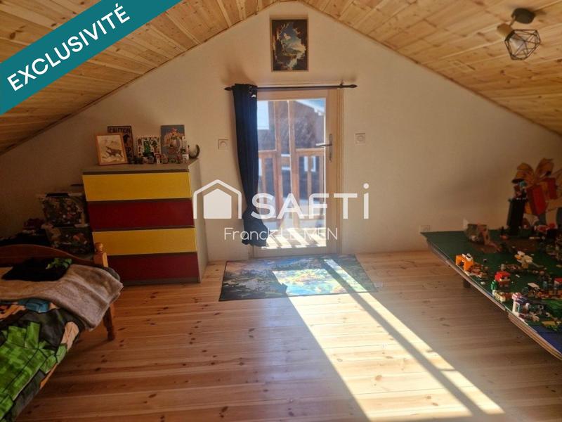 Maison - 200 m² - 7 pièces