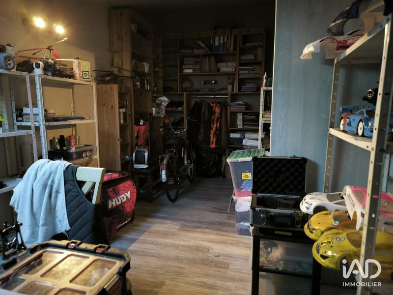 Local commercial - 215 m²