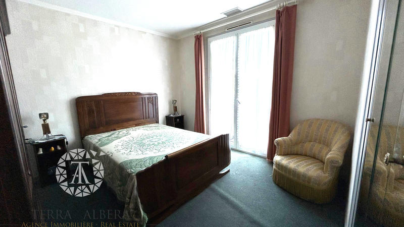 Viager - Maison - 143 m² - 6 pièces