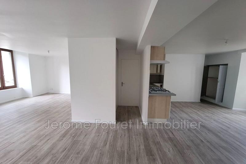 Appartement - 81 m² - 4 pièces