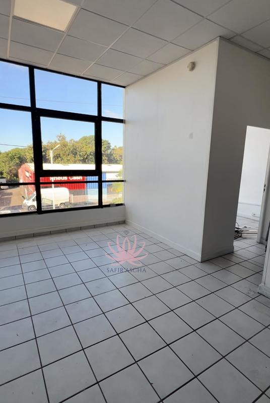 Local commercial - 88 m² - 1 pièce