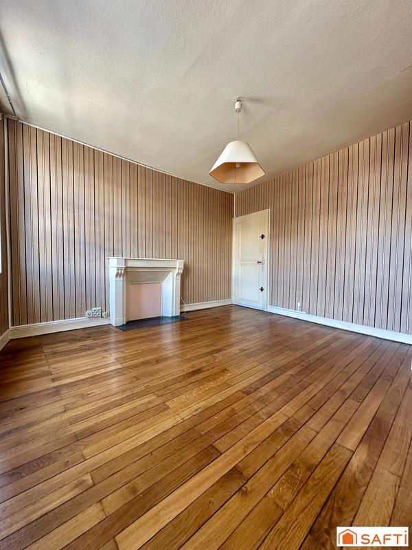 Maison - 247 m² - 10 pièces