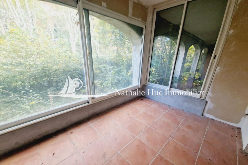 Maison - 300 m² - 9 pièces