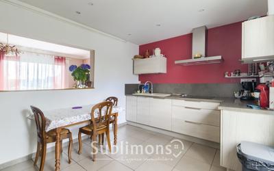 Maison - 93 m² - 5 pièces