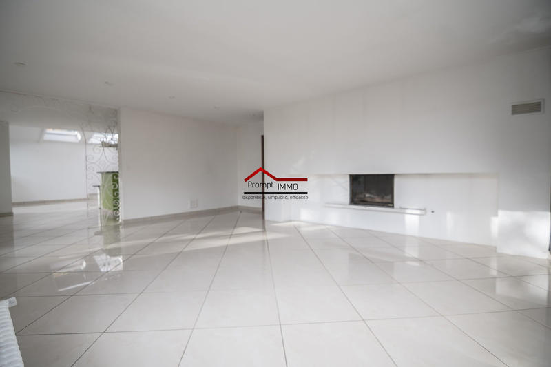 Maison - 200 m² - 10 pièces