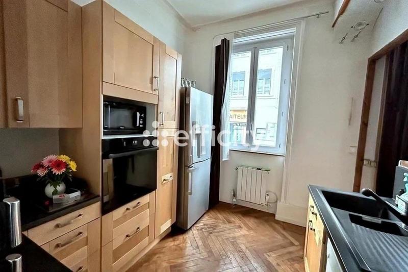 Appartement - 107 m² - 4 pièces