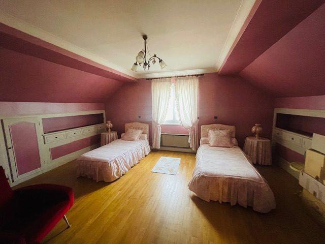 Maison - 156 m² - 6 pièces