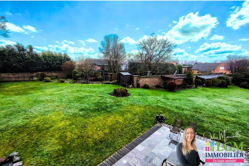 Propriété - 236 m² - 7 pièces