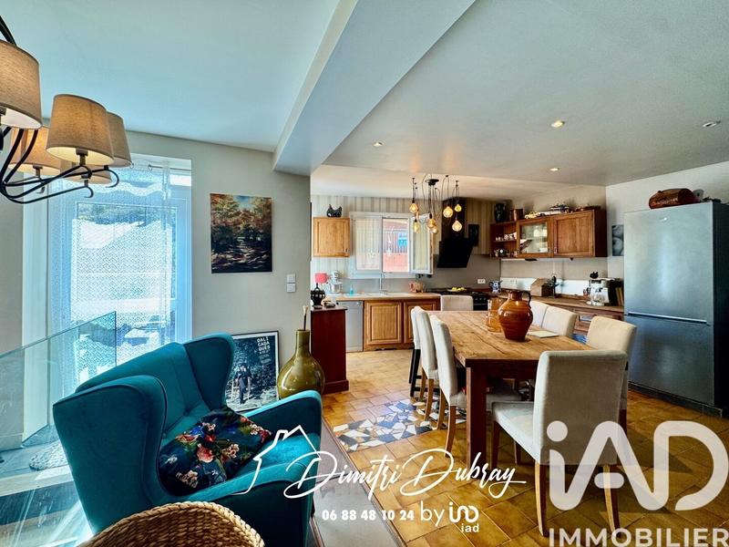 Maison - 96 m² - 4 pièces