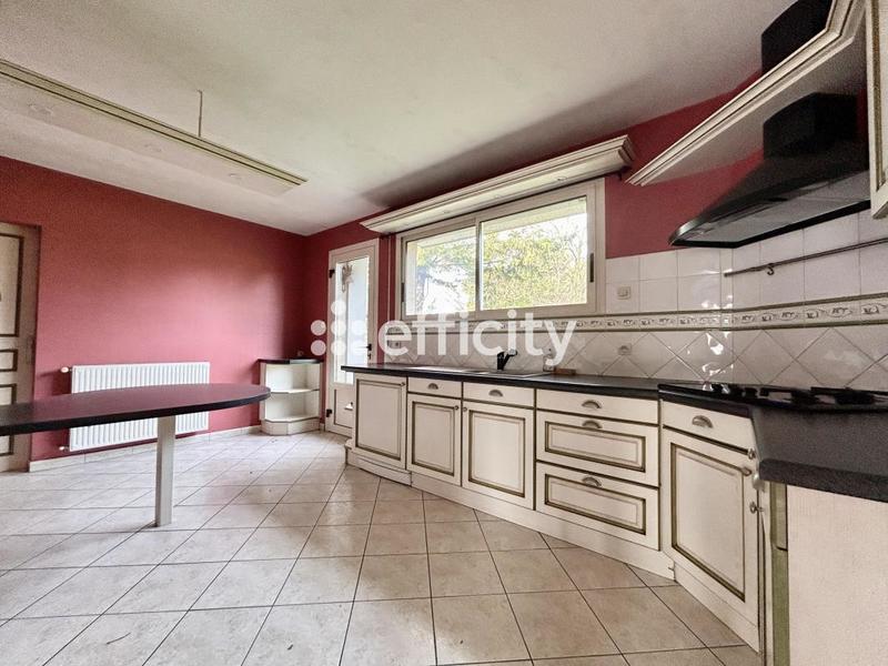 Maison - 170 m² - 5 pièces