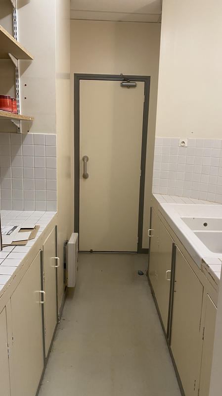 Local commercial - 147 m² - 6 pièces