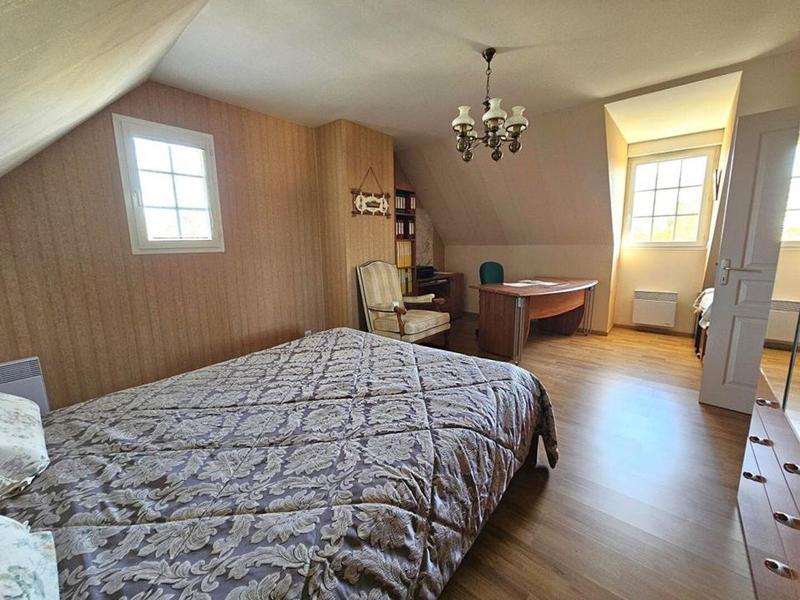 Maison - 121 m² - 5 pièces