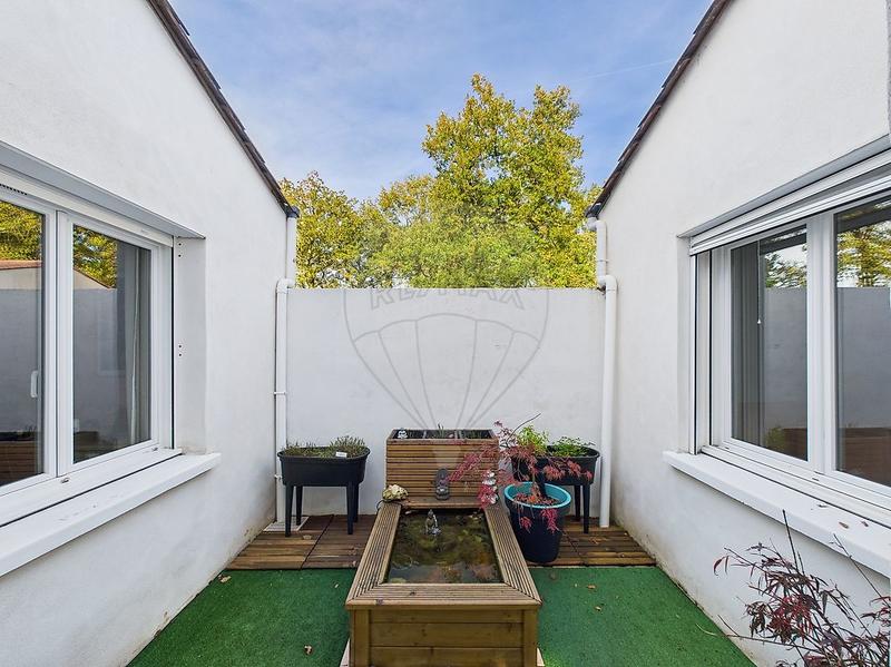 Maison - 165 m² - 6 pièces