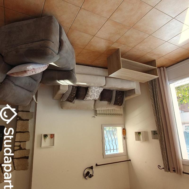 Chambre - 13 m² - 1 pièce