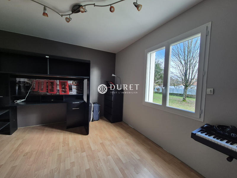 Maison - 163 m² - 8 pièces