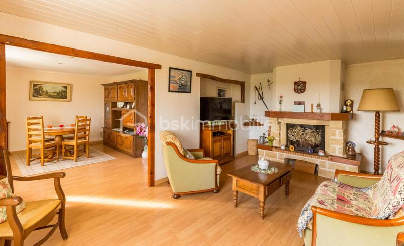 Demeure - 135 m² - 5 pièces