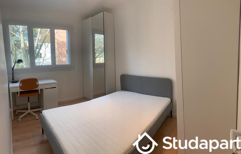 Chambre - 10 m² - 1 pièce