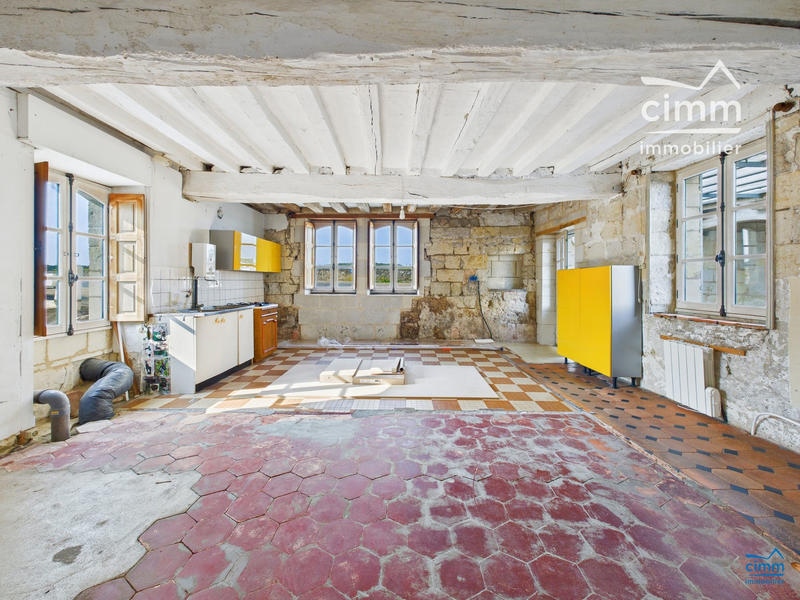 Maison ancienne - 171 m² - 6 pièces