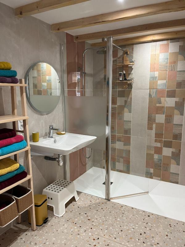 Maison - 220 m² - 8 pièces