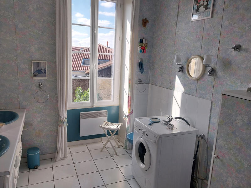 Maison - 92 m² - 5 pièces