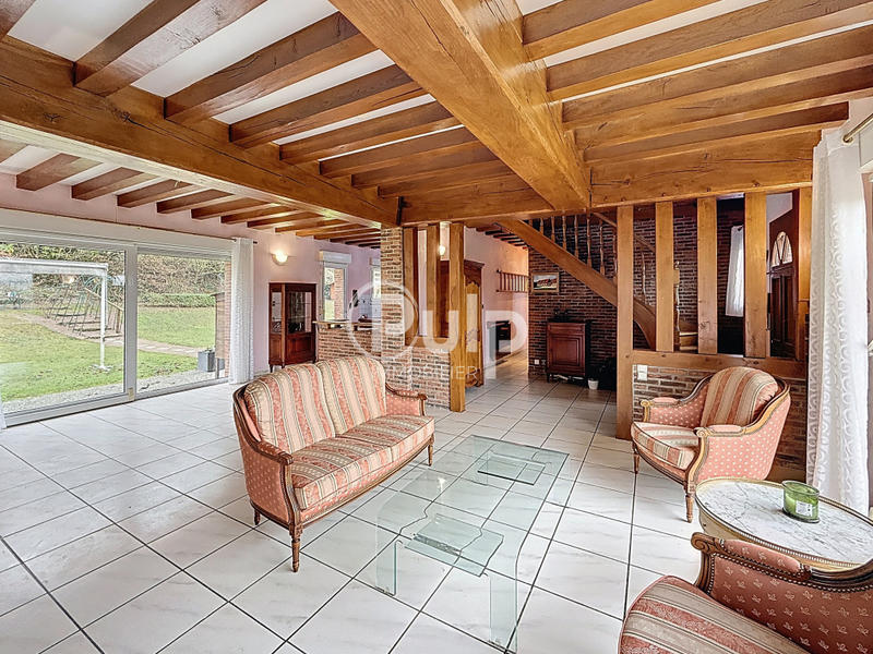 Maison - 146 m² - 9 pièces