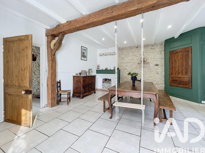 Maison - 298 m² - 9 pièces