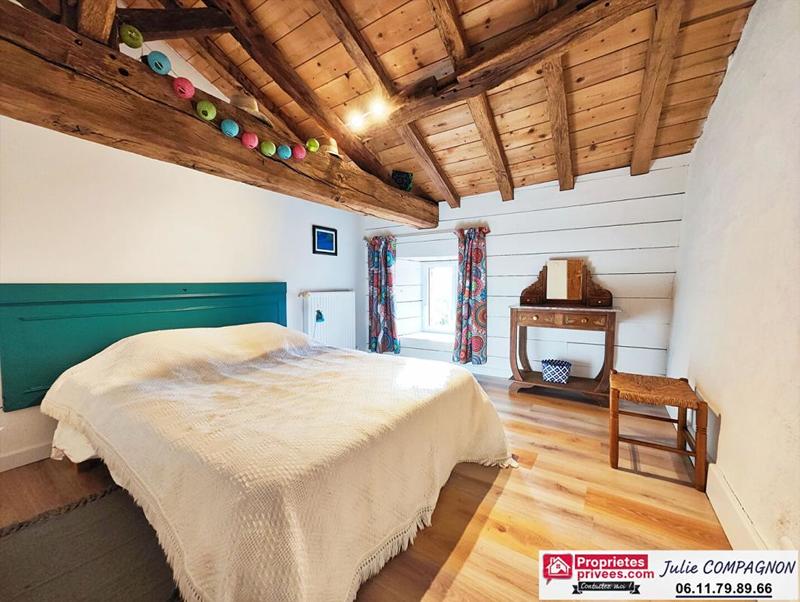 Maison - 243 m² - 7 pièces