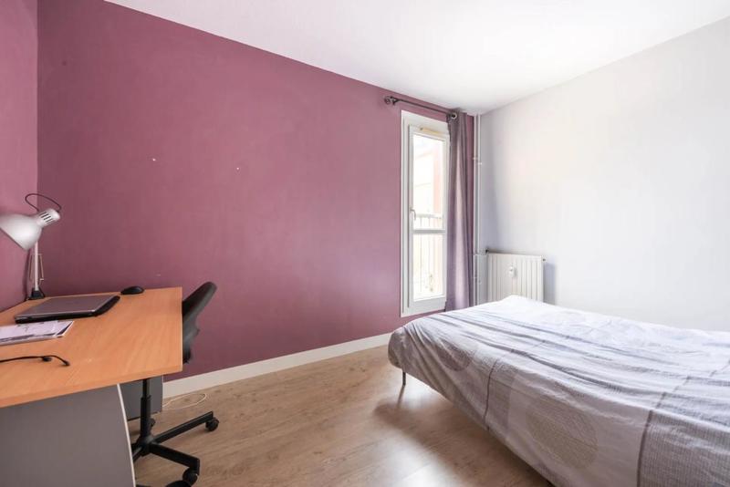 Appartement - 99 m² - 5 pièces
