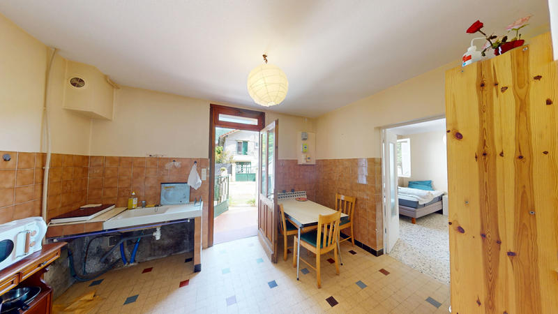 Maison - 216 m² - 8 pièces